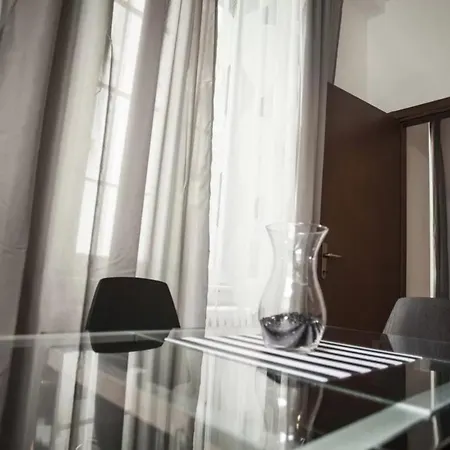 Apartment Torino 23 *